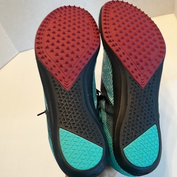 Brooks Women's Mach 19 Spikeless Track Running Shoes size 9.5 sneakers - Picture 10 of 12